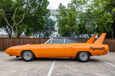 plymouth superbird and dodge charger daytona